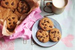 Chewy Chocolate Chip Oatmeal Cookies Recipe