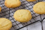 3 Ingredient Melt in Your Mouth Shortbread Cookies …