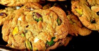 Amazing White Chocolate Chip Pistachio Cookies Recipe