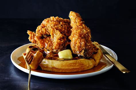Snoop Dogg's Fried Chicken & Waffle Recipe Is a Total …