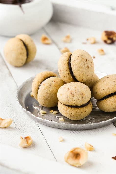 Baci di Dama: Italian Hazelnut Cookies - Marisa's Italian …
