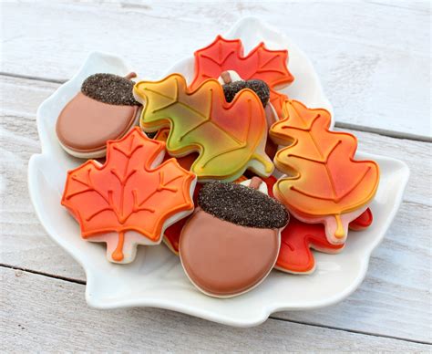 Easy Autumn Leaves Cookies - The Sweet Adventures …