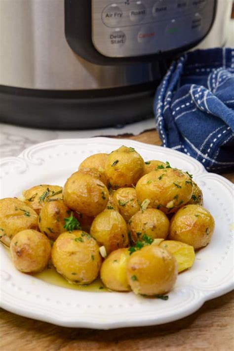 Instant Pot Duo Roasted Garlic Potatoes - Adventures …