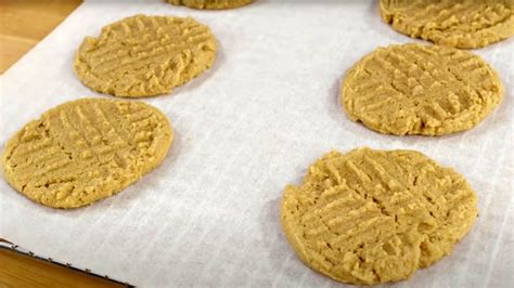 Easy Gluten-Free Peanut Butter Cookies - Alton Brown