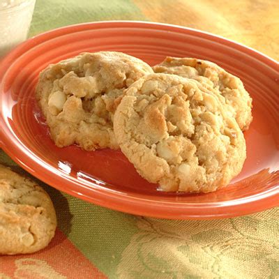 White Chip Island Cookies Recipe - (3.9/5) - Keyingredient