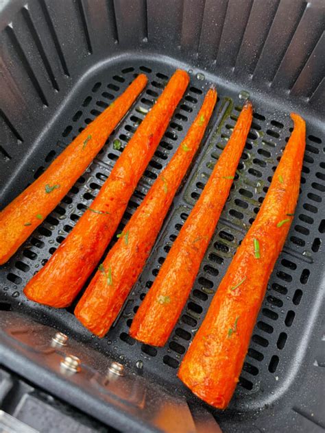 Roasted Air Fryer Carrots (Sweet or Savory) - Stay Snatched