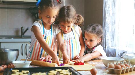 7 Cookies Kids Can Make (With a Little Help) | ParentMap