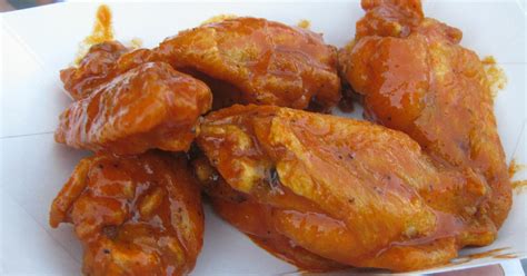 Rachael Ray: Emeril Lagasse Chicken Wings Recipe