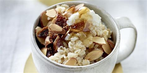 Fig & Ricotta Oatmeal Recipe | EatingWell
