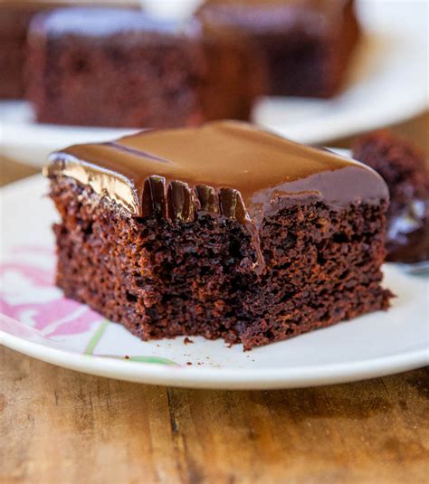 BEST EVER Chocolate Ganache Cake Recipe - Averie …