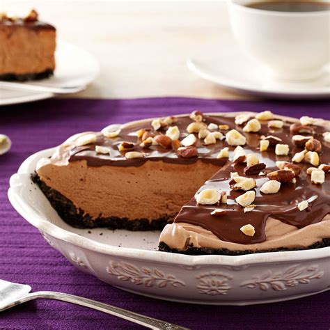 Chocolate-Hazelnut Cream Pie