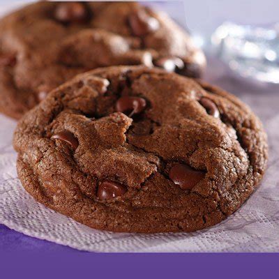 Double-Chocolate Dream Cookies - TOLL HOUSE®