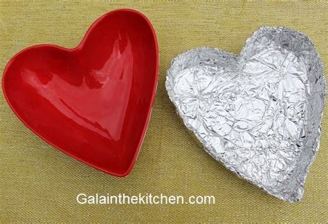 13 Clever Ways How to Use Aluminum Foil in The Kitchen