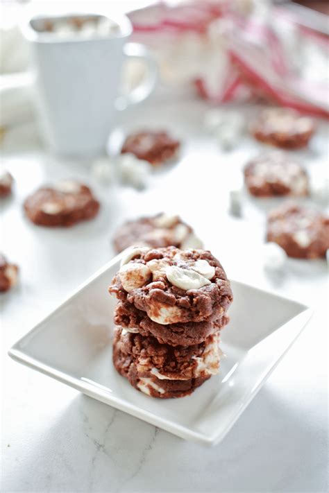 Hot Cocoa Cookies with a Crunch | Tangled with Taste