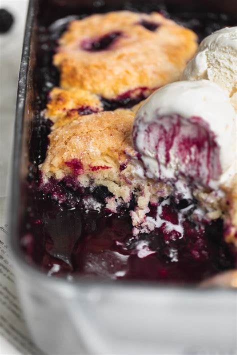 Old Fashioned Berry Cobbler - Broma Bakery