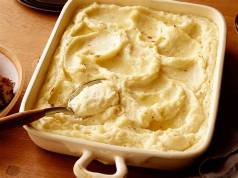 Simple Creamy Mashed Potatoes Recipe - Food Network
