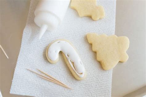 Easy Cookie Decorating with Kids! - The Pioneer Woman