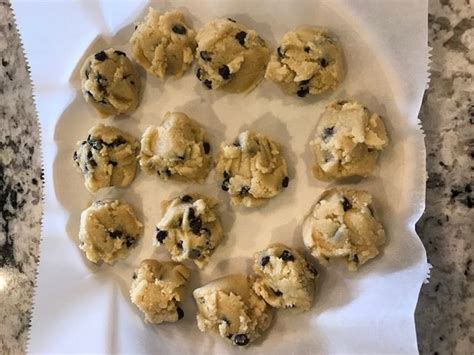 Keto Chocolate Chip Cookie Dough Fat Bombs Recipe