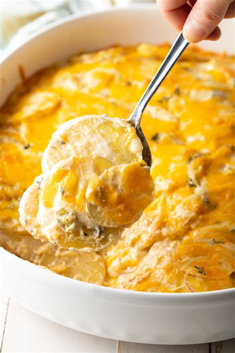 Cheesy Scalloped Potatoes Recipe (au Gratin) - A Spicy …