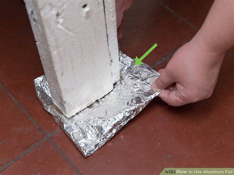 3 Ways to Use Aluminum Foil - wikiHow