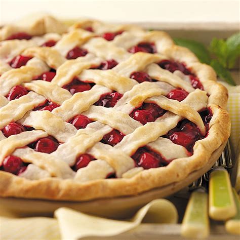 Fresh Cherry Pie Recipe: How to Make It - Taste of Home