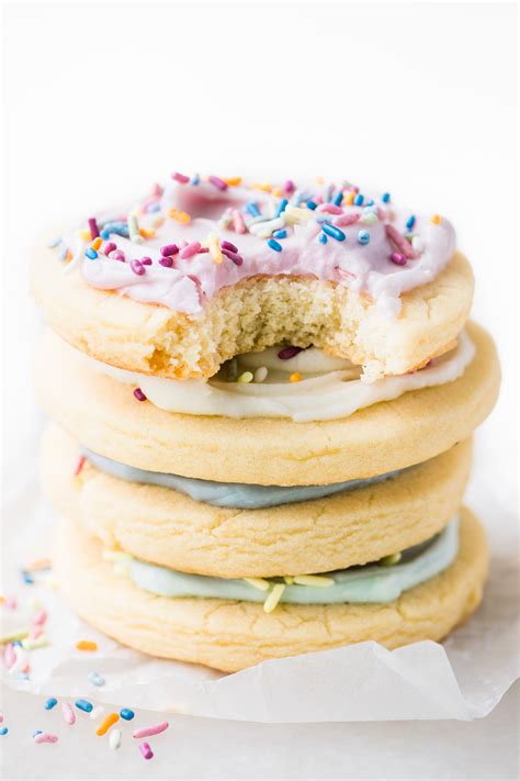 Soft Sugar Cookies with Cream Cheese Frosting - The …