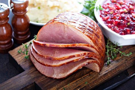 How to Warm a Precooked Ham in a Slow Cooker