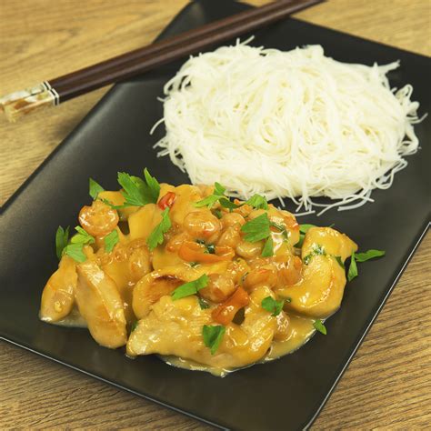 Chicken and Shrimp with Creamy Sauce - So Delicious