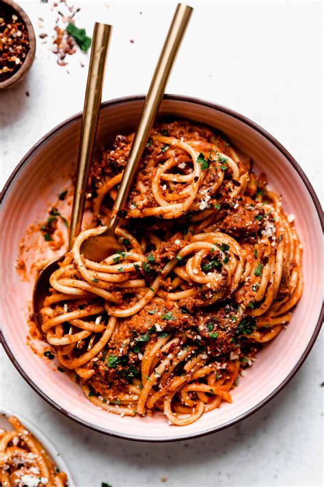Best-Ever Bolognese Sauce Recipe (Stovetop, Slow …