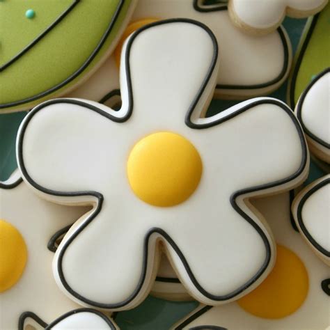 Decorated Flower Cookies - The Sweet Adventures of …