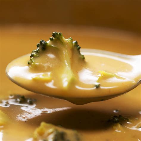 Creamy Vegan “Cheesy” Broccoli Soup Recipe by Tasty