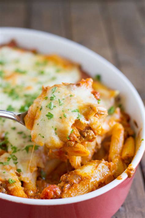 Easy Penne Pasta Bake Recipe with Ground Beef - Taste …