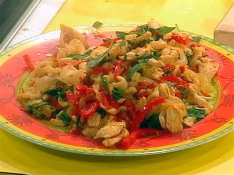 Spicy Chicken with Peppers and Basil Recipe - Food …