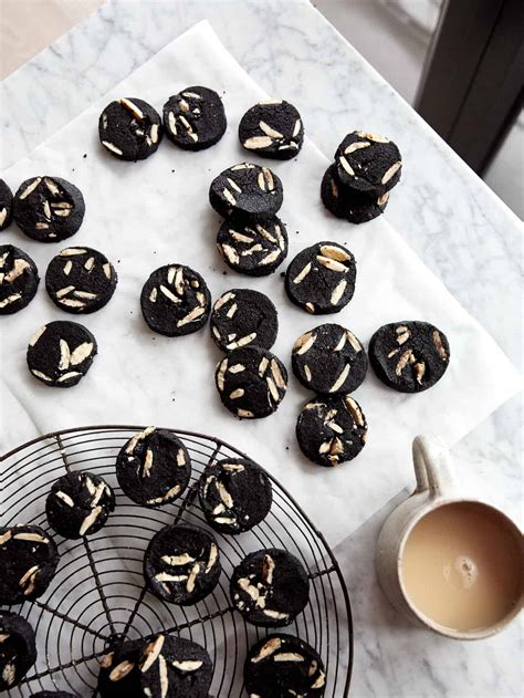 Black-and-White Chocolate Chunk Shortbread Cookies