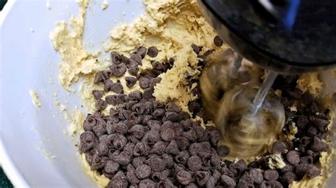 Bon Appetit shares tips to make the best chocolate chip …