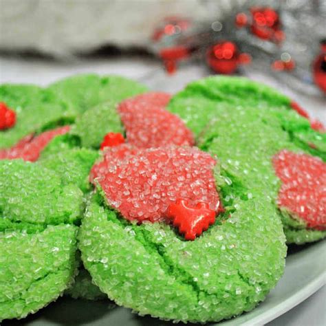 Grinch Cookies Recipe - Easy Grinch Crinkle Cookies