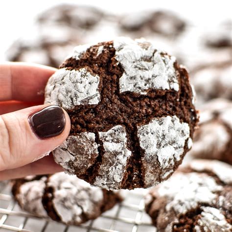 Classic Chewy Chocolate Crinkle Cookies - Project Meal Plan
