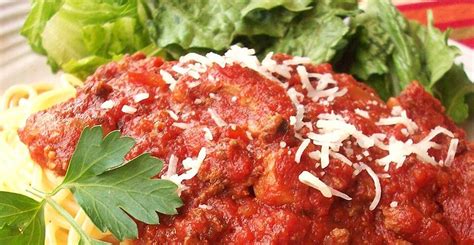 Meat-Lover's Slow Cooker Spaghetti Sauce Recipe