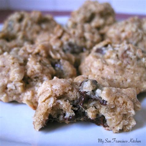 Soft, Chewy Chocolate Chip & Walnut Oatmeal Cookies