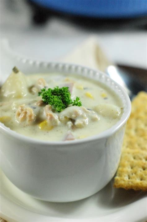 Slow Cooker Clam Chowder | The Kitchen is My …