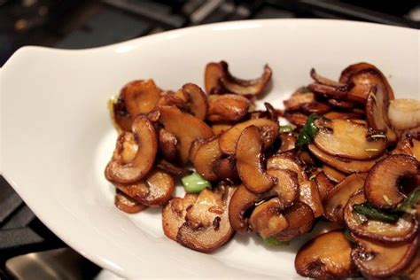 Easy Restaurant-Style Sauteed Mushrooms at Home!