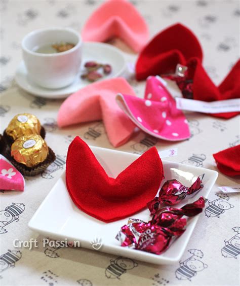 Valentine Fortune Cookies - DIY Craft With Tutorial | Craft …