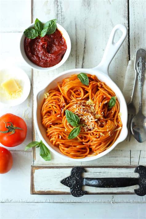 Red Sauce Spaghetti Recipe With Shrimp - Fun FOOD Frolic