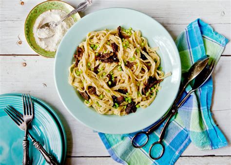 Pasta With Morels, Peas and Parmesan Recipe - NYT …