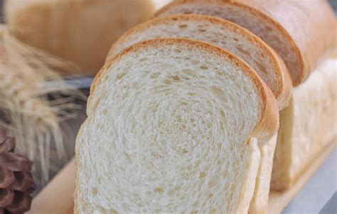 Basic White Bread - Large 2 Lbs. Recipe - Cuisinart.com