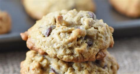 Easy Oatmeal Chocolate Chip Cookie Recipe - Flour on …
