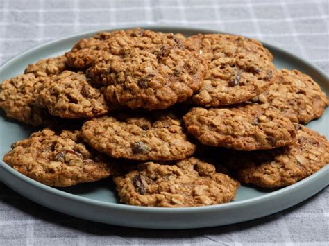The Best Oatmeal Raisin Cookies Recipe - Food Network