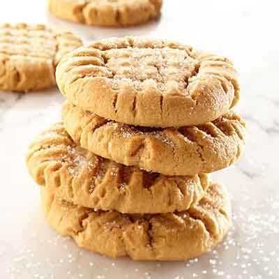 Classic Peanut Butter Cookies Recipe | Land O’Lakes