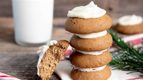Gingerbread Cookies with Cream Cheese Frosting …