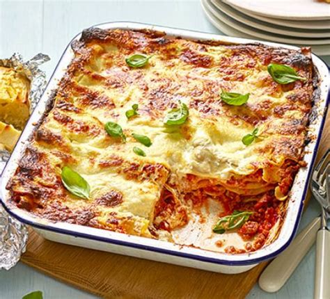 Easy classic lasagne